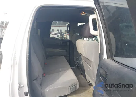 2011 Toyota Tundra Grade 4.6L V8 из США, поврежденный, VIN 5TFRM5F19BX023604